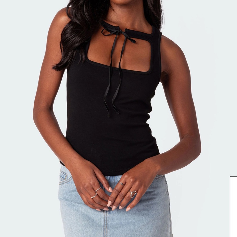 Edikted Isabetta Tie Front Top NWT
